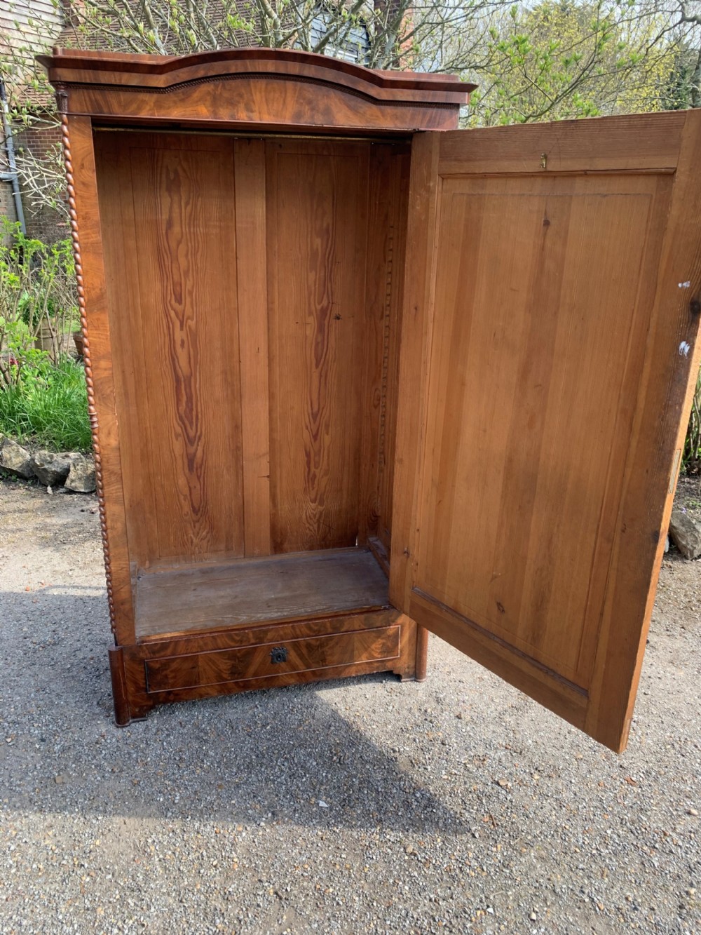 French Linen press storage cupboard armoire wardrobe bonnetiere  View XII