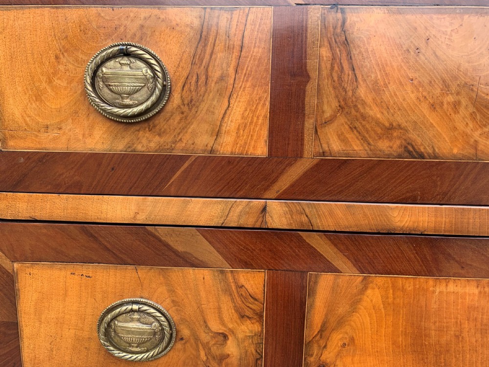 French Kingwood and Walnut Commode Chest of drawers View IV
