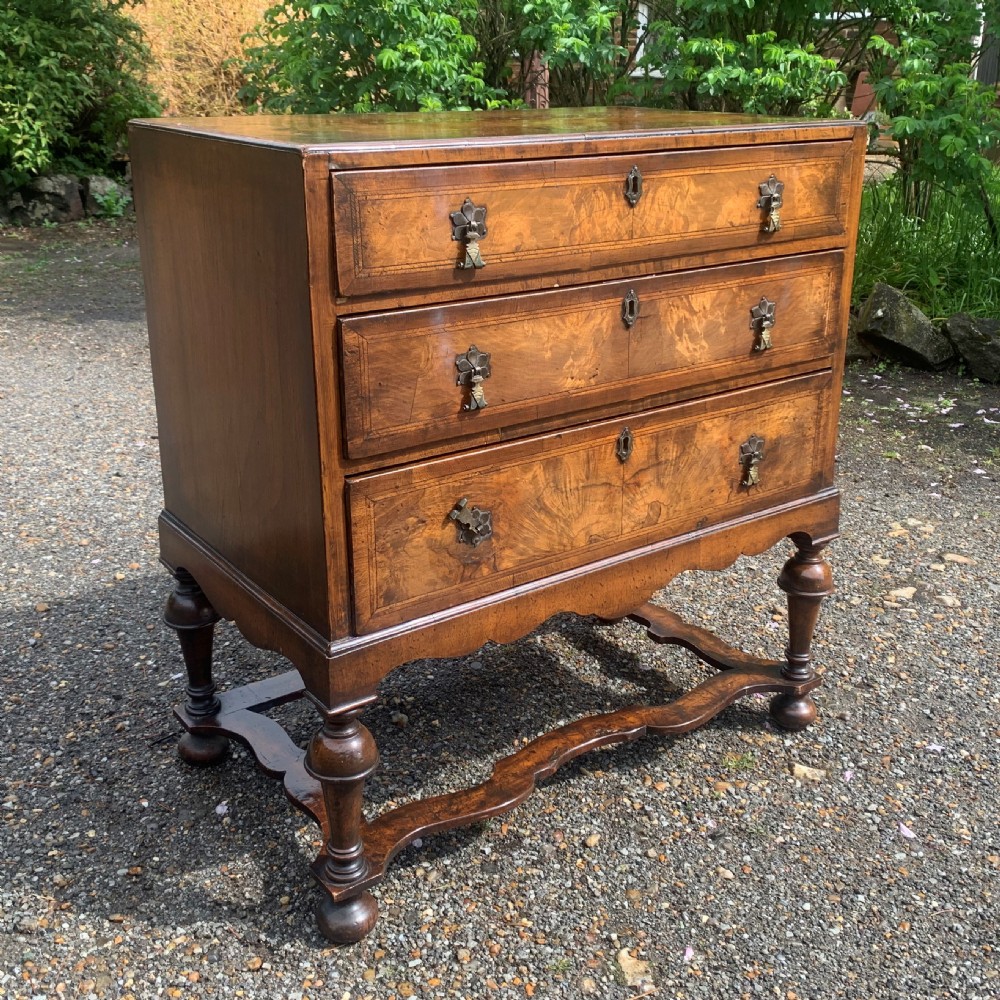 Small walnut chest of drawers