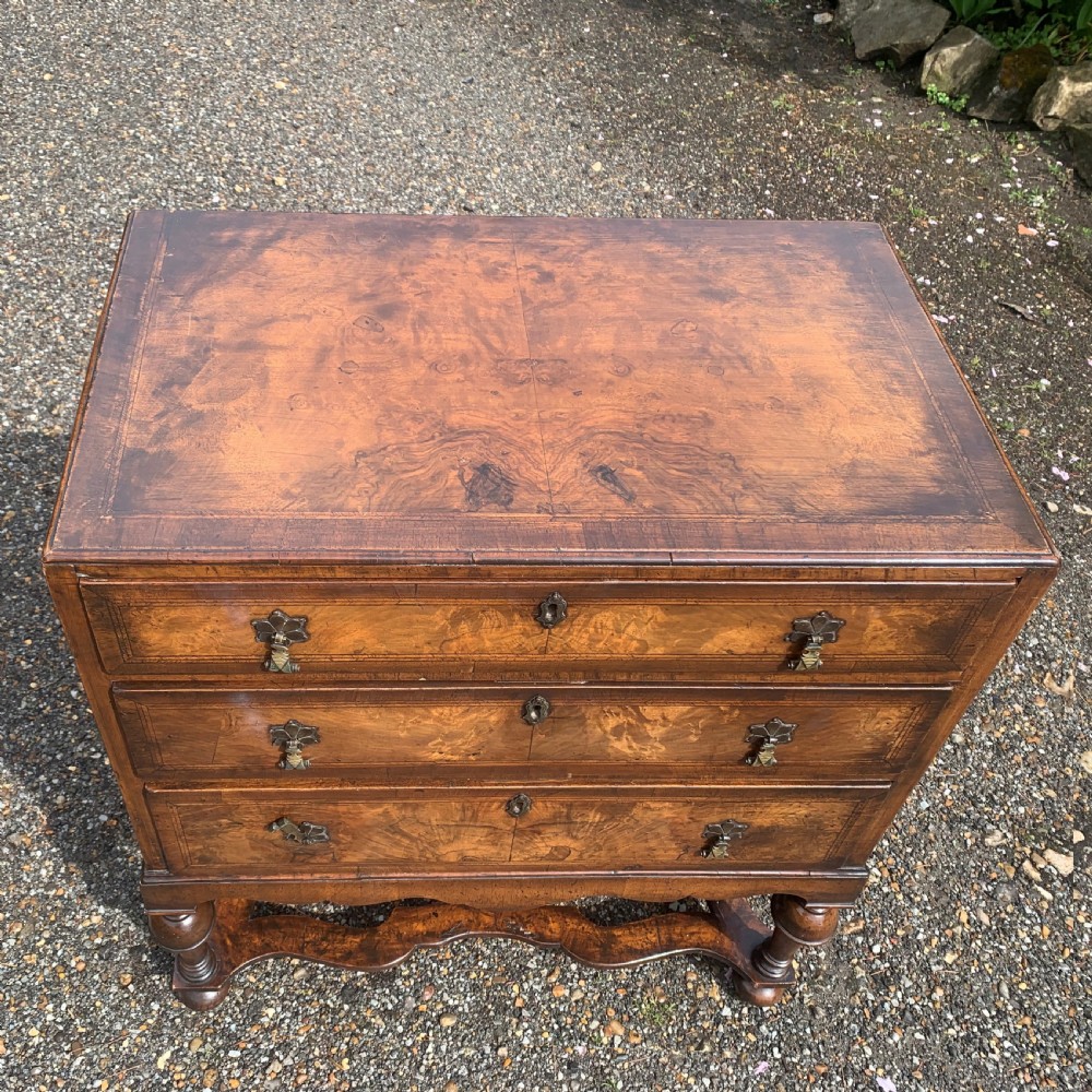 Small walnut chest of drawers View VII