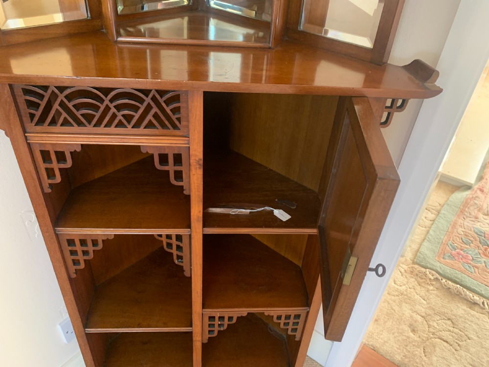 Rare Arts and crafts Chinese influence corner unit View IV