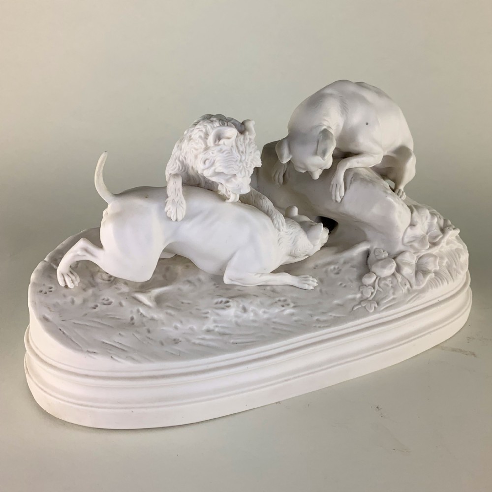 Parianware group figure 