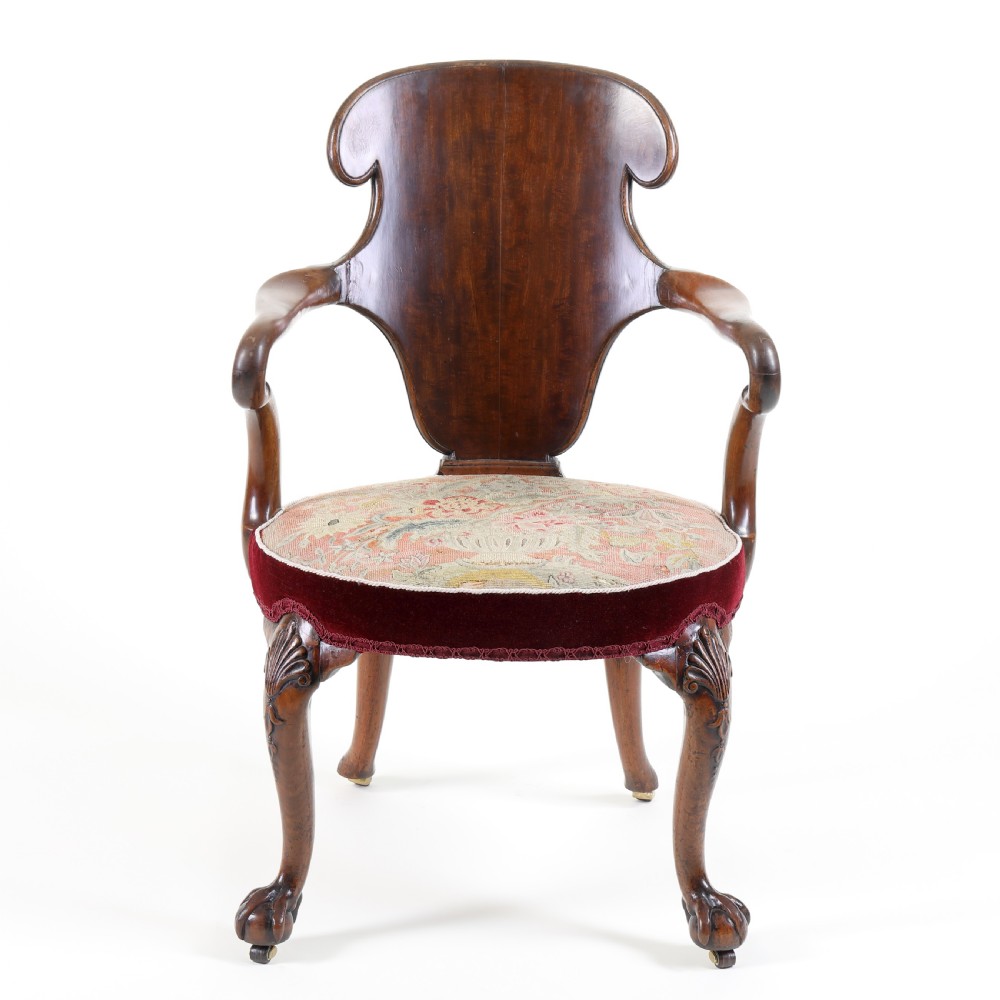 Escutcheon-back/Shepherd's Crook Armchair View II