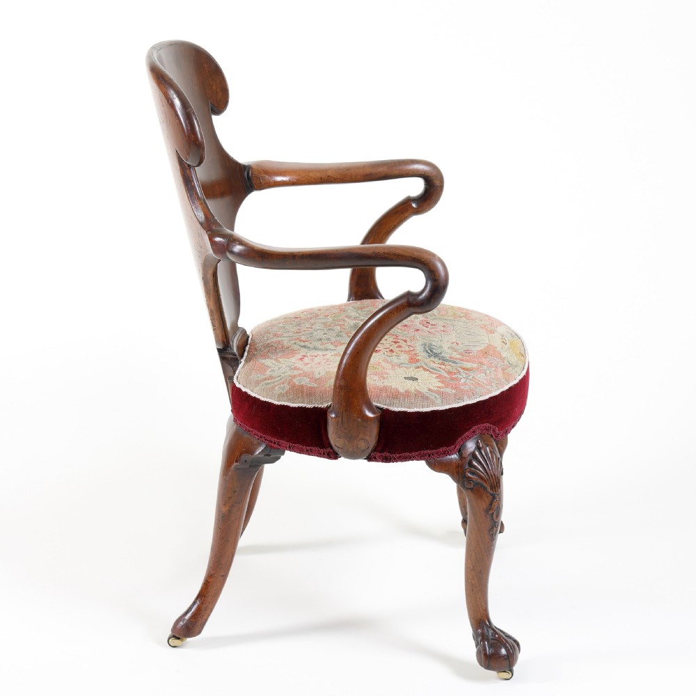 Escutcheon-back/Shepherd's Crook Armchair View III