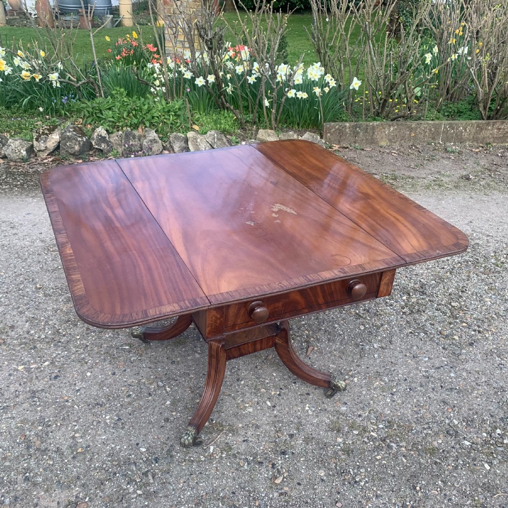 Georgian figured mahogany Pembroke/Breakfast Table View IV