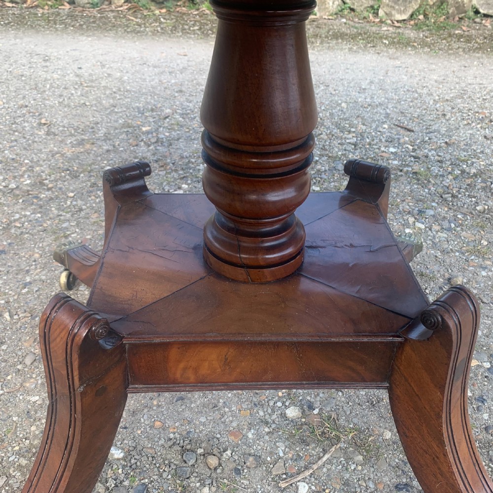 Georgian figured mahogany Pembroke/Breakfast Table View IX