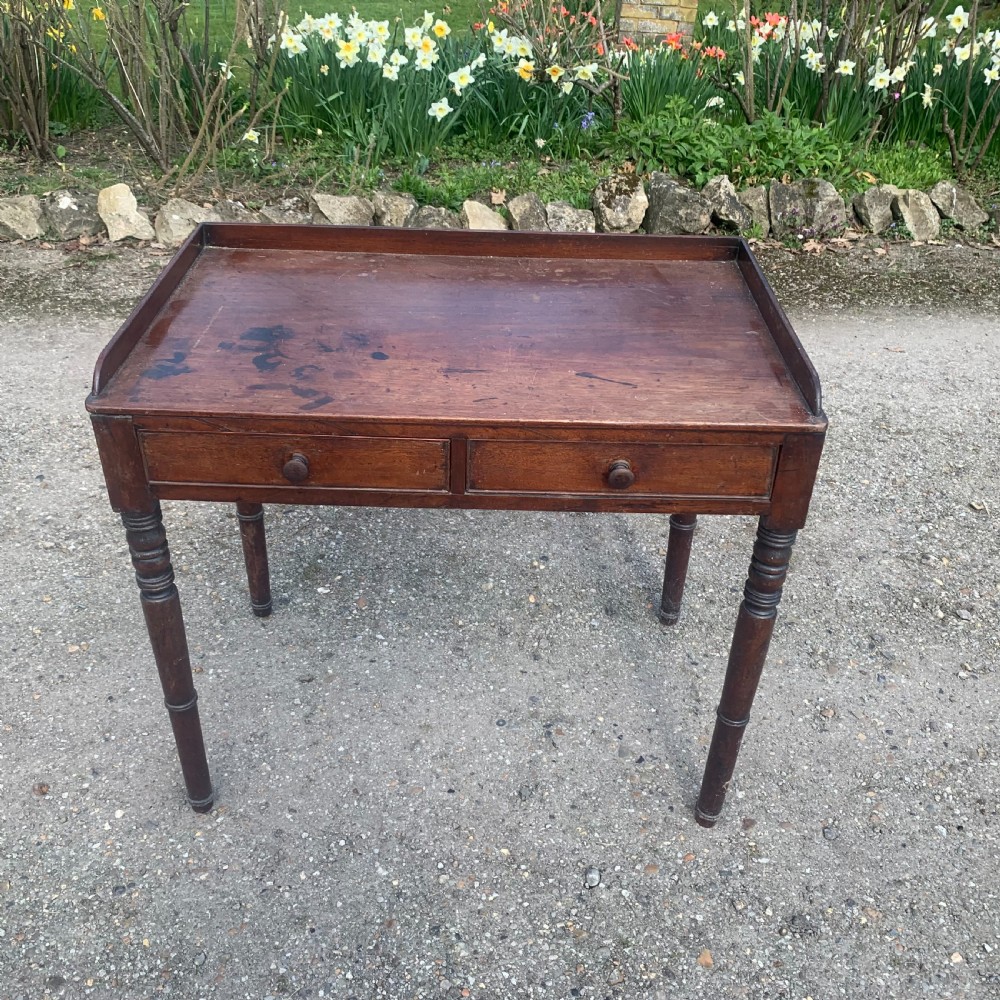 Regency mahogany dressing table/washstand