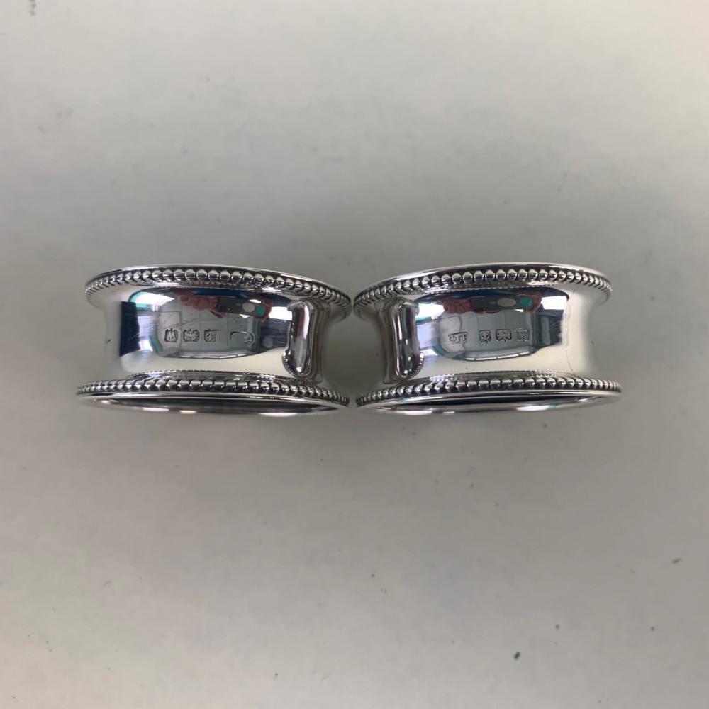 Pair of cased silver napkin rings View IV