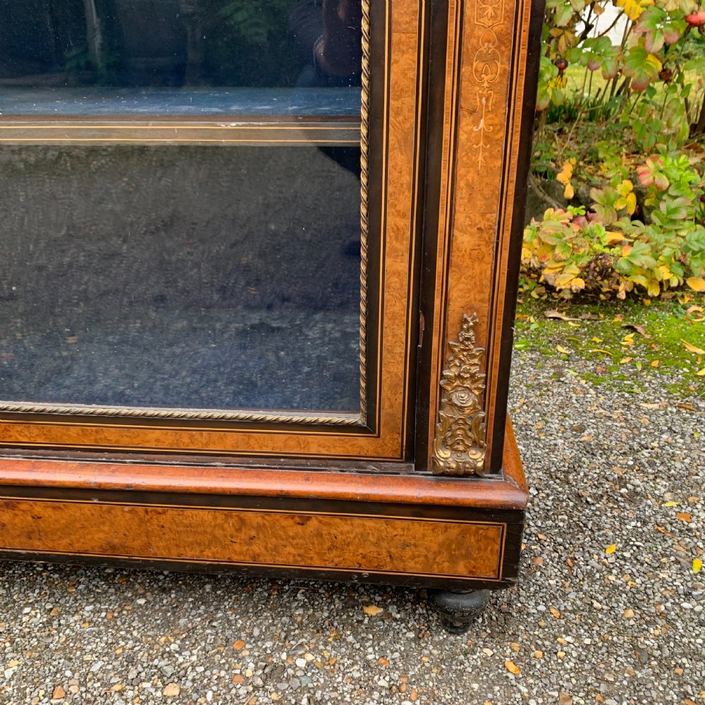 mid 19th Century burr walnut inlaid display cabinet/credenza View VIII