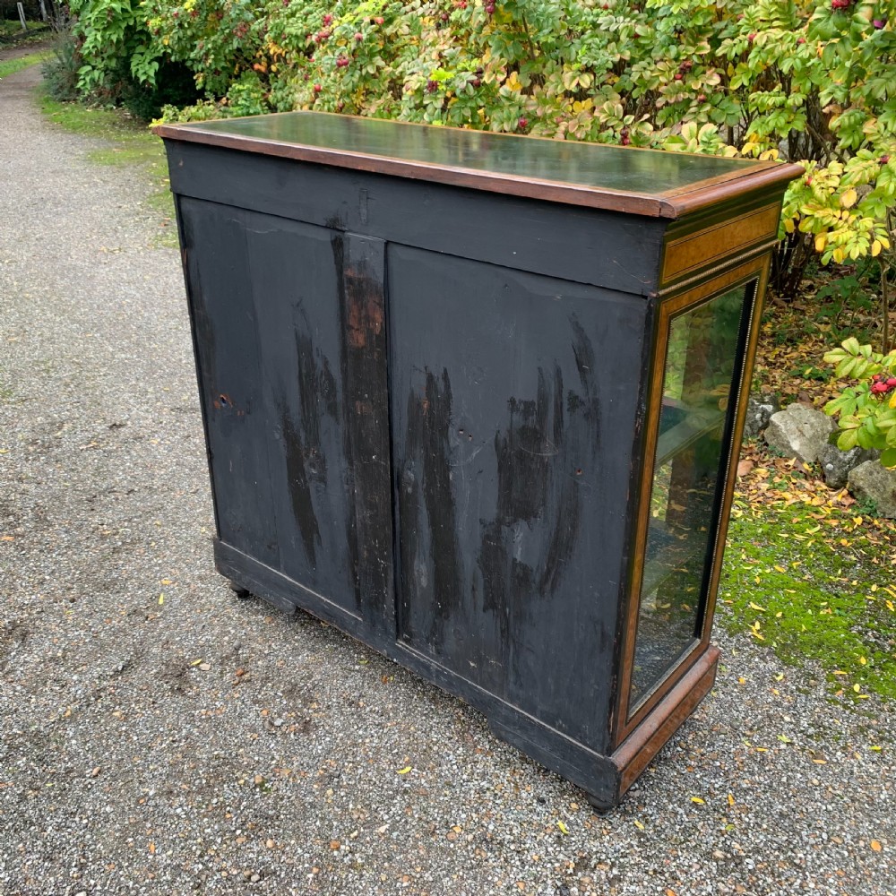 mid 19th Century burr walnut inlaid display cabinet/credenza View XIII