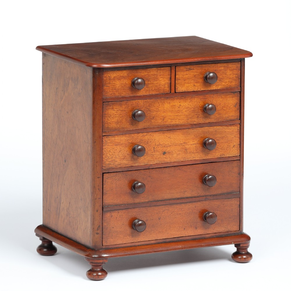 Georgian miniature mahogany chest of drawers