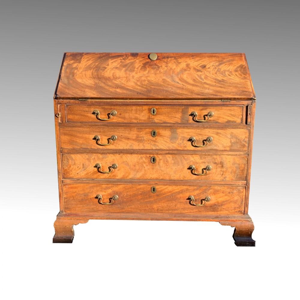 Georgian mahogany bureau with ogee feet