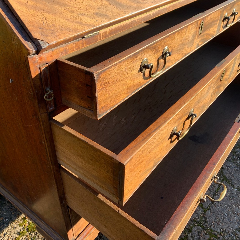 Georgian mahogany bureau with ogee feet View V
