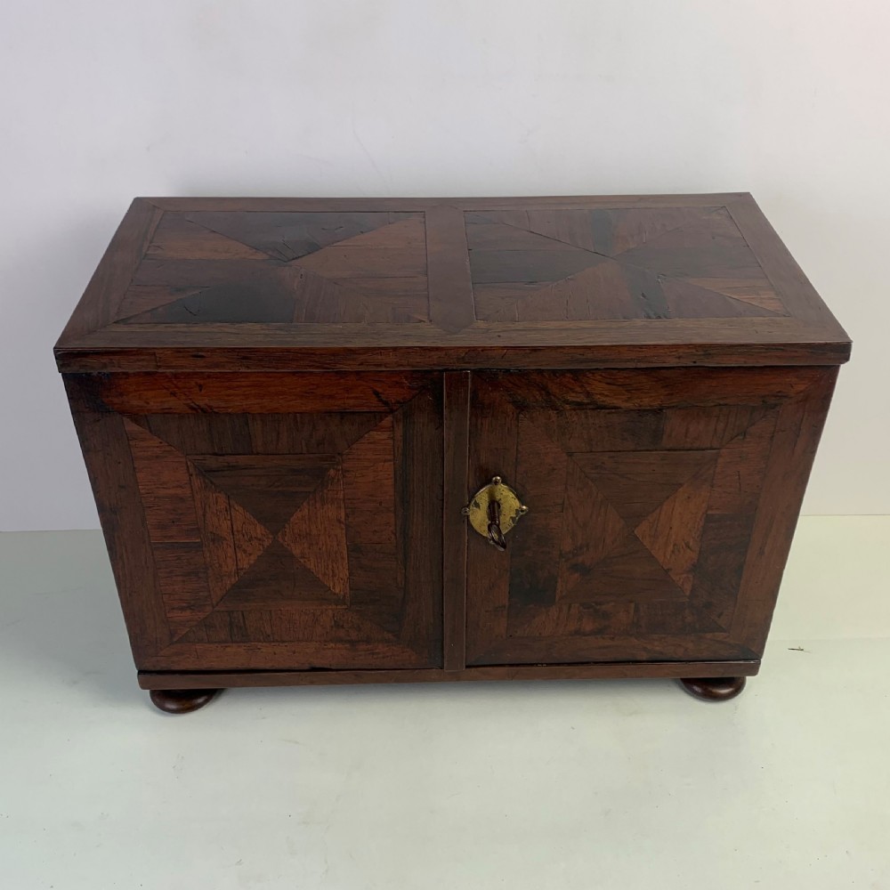 George I Rosewood Table/Spice cabintet View II