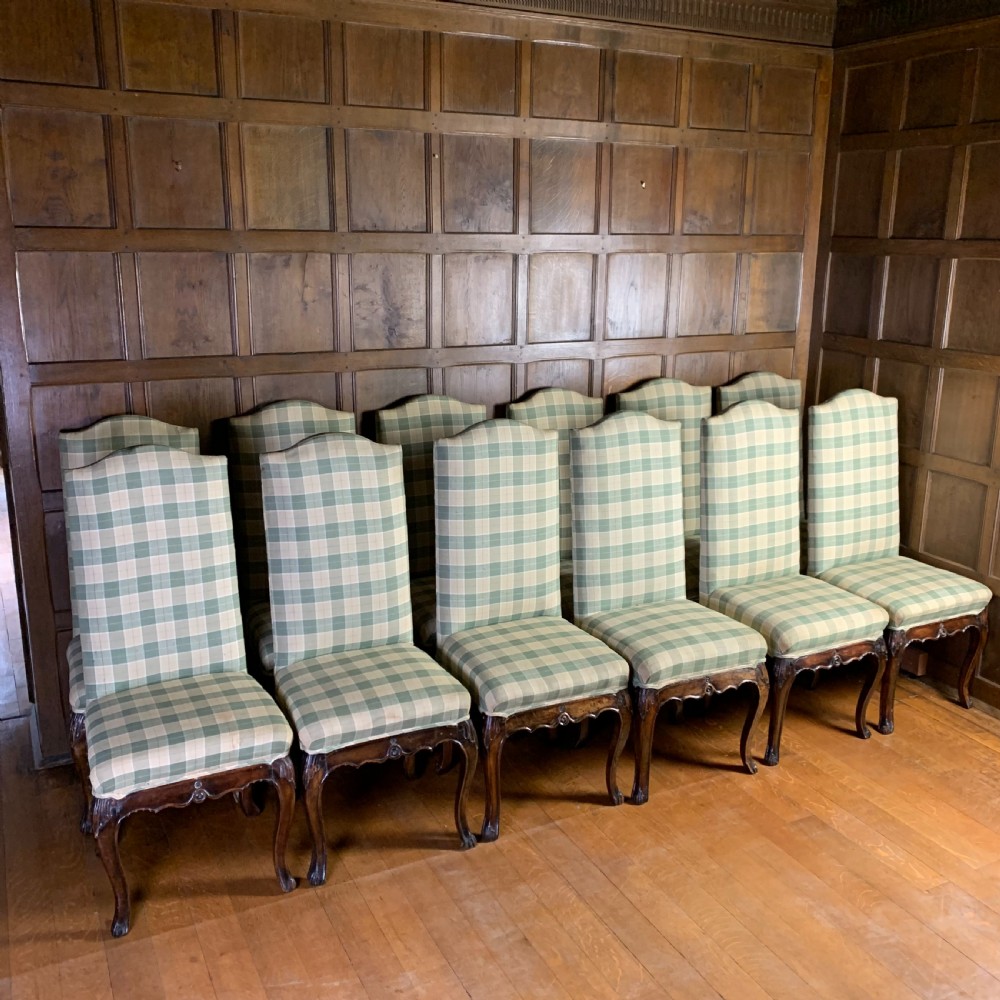 Set of twelve walnut dining Queen Anne style Dining chairs