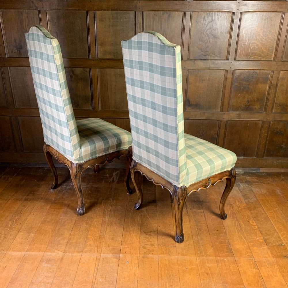 Set of twelve walnut dining Queen Anne style Dining chairs View VI