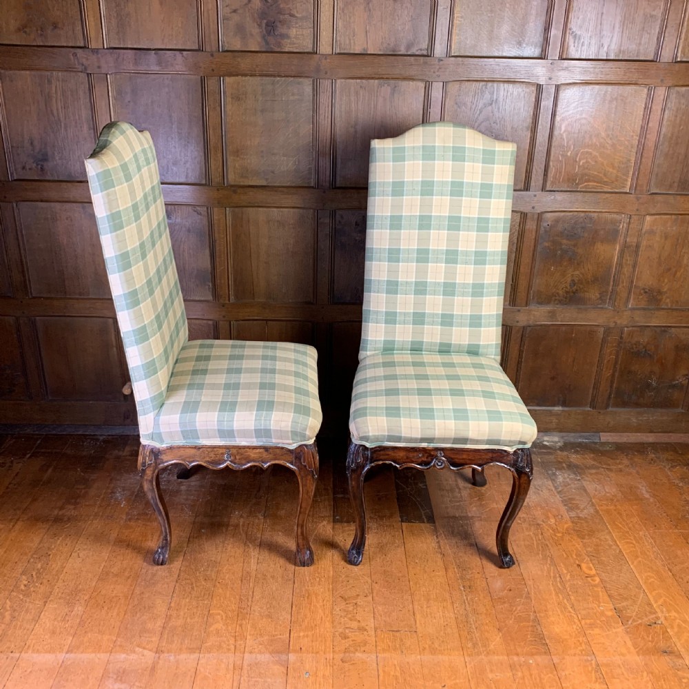 Set of twelve walnut dining Queen Anne style Dining chairs View VIII