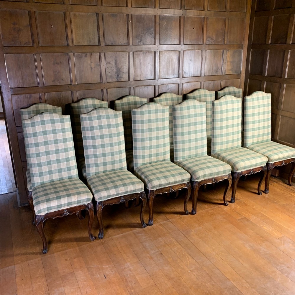 Set of twelve walnut dining Queen Anne style Dining chairs View XII