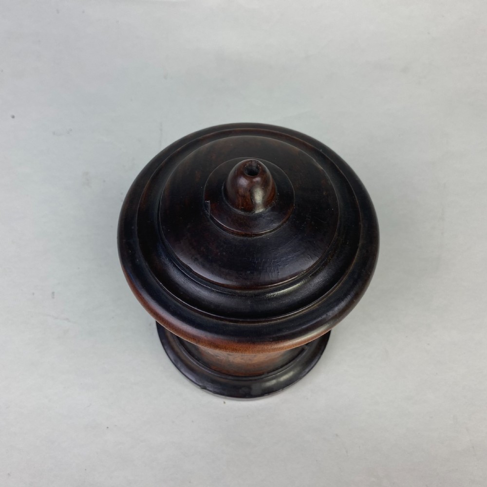 Lignum Vitae String box View IV