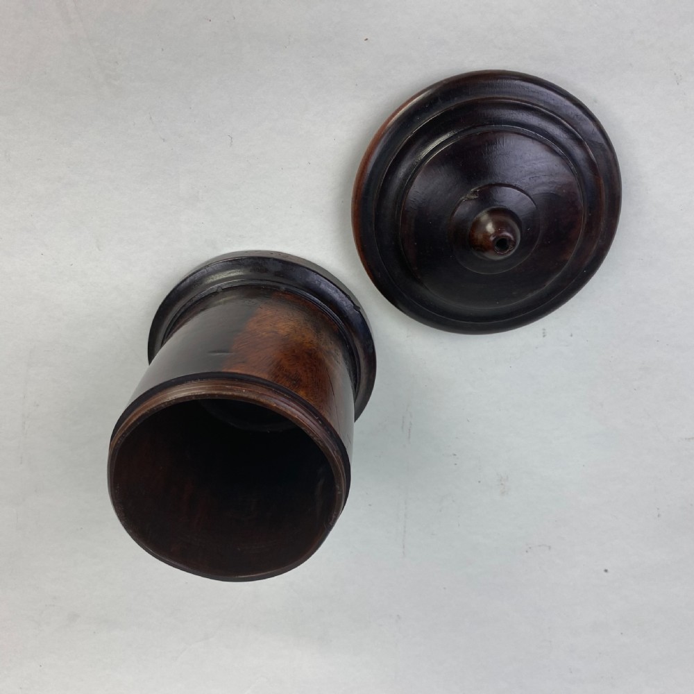Lignum Vitae String box View V