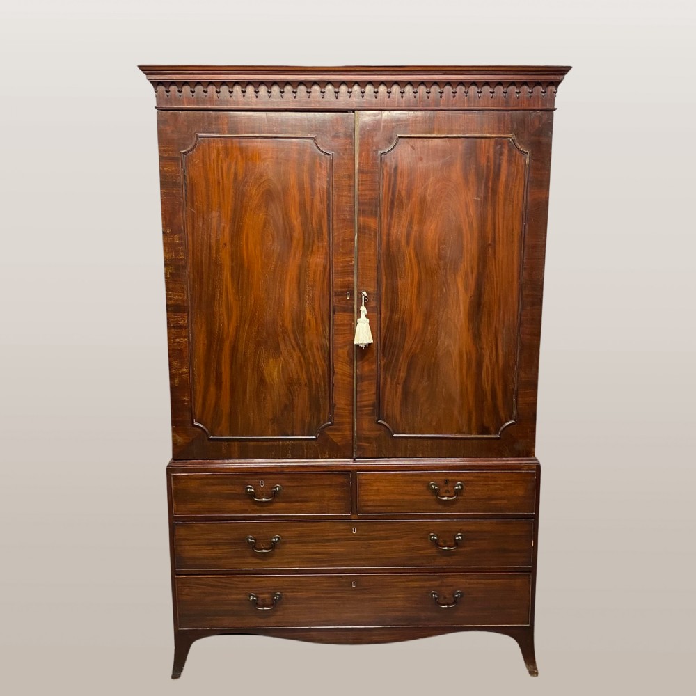 Georgian mahogany Linen Press Wardrobe Cupboard
