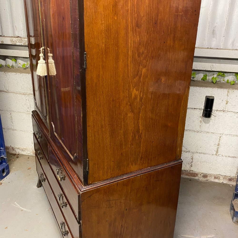 Georgian mahogany Linen Press Wardrobe Cupboard View VII