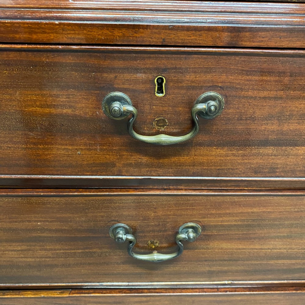 Georgian mahogany Linen Press Wardrobe Cupboard View XI