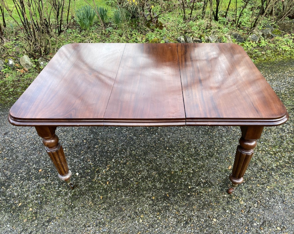 Six seater William IV mahoganmy Dining Table View II