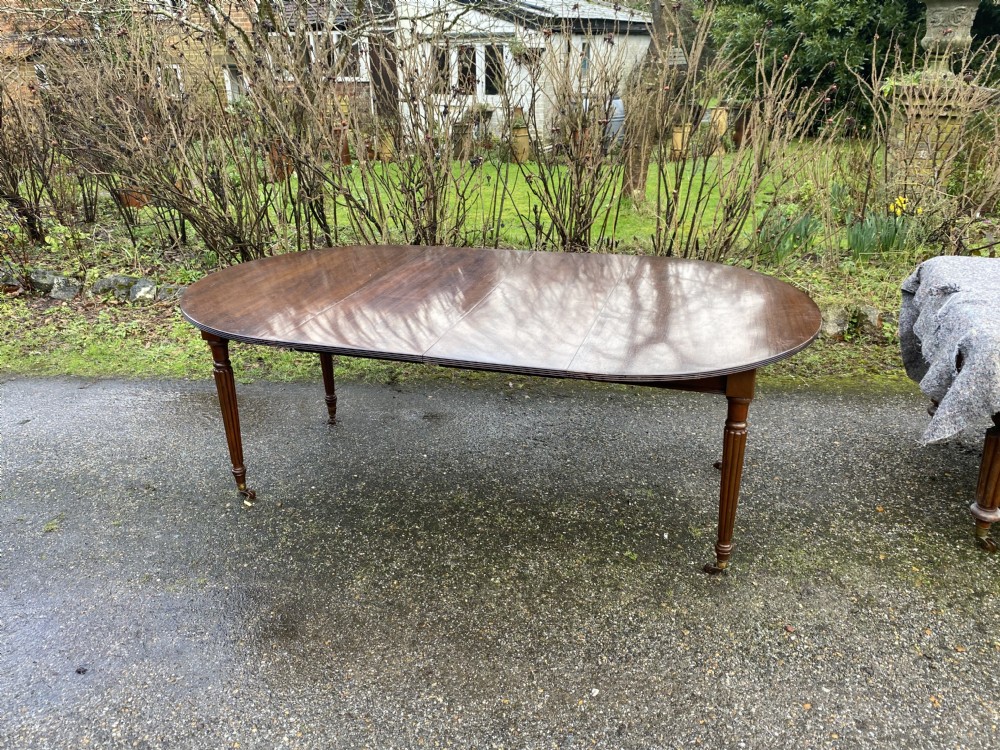 Regency Style mahogany extending dining table