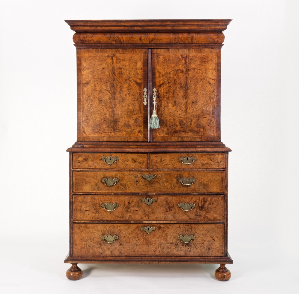 Burr Walnut Cabinet on Chest