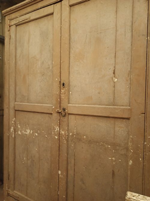 GEORGIAN PAINTED PINE HOUSEKEEPERS CUPBOARD - ADDITIONAL PHOTO 6