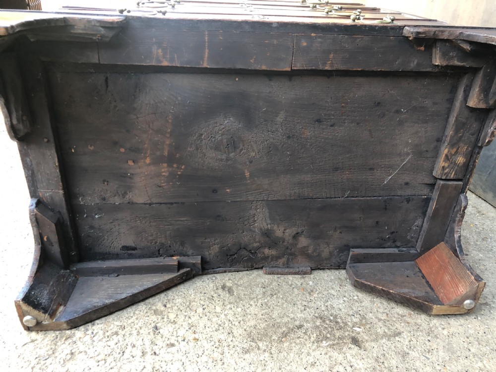 Caddy top mahogany bachelors chest with slide. View XI