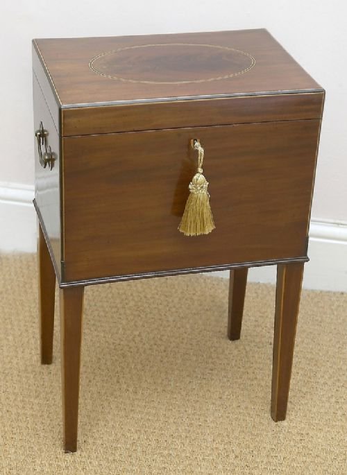 Georgian Mahogany Cellarette
