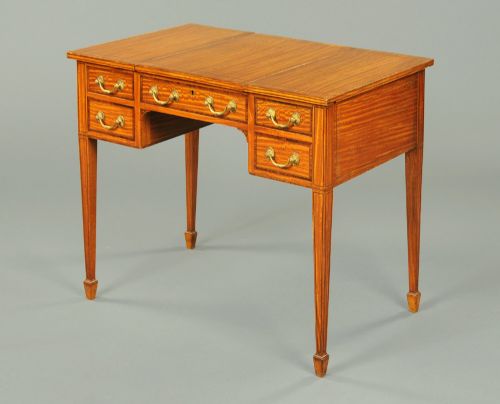 Edwardian Satinwood Dressing Table
