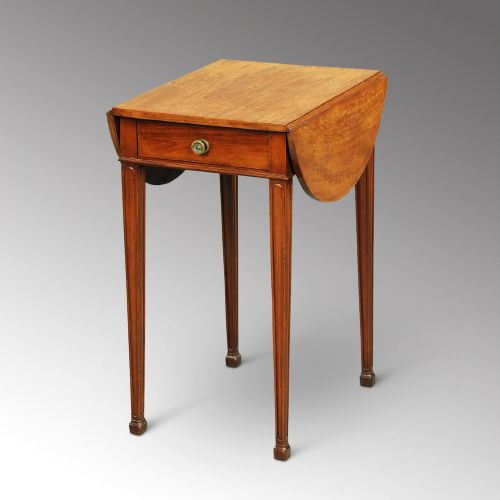 Edwardian Mahogany Pembroke Table