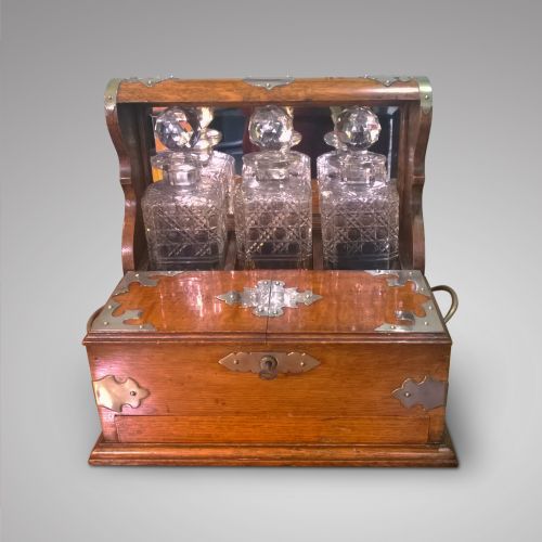 Late Victorian Oak Tantulus