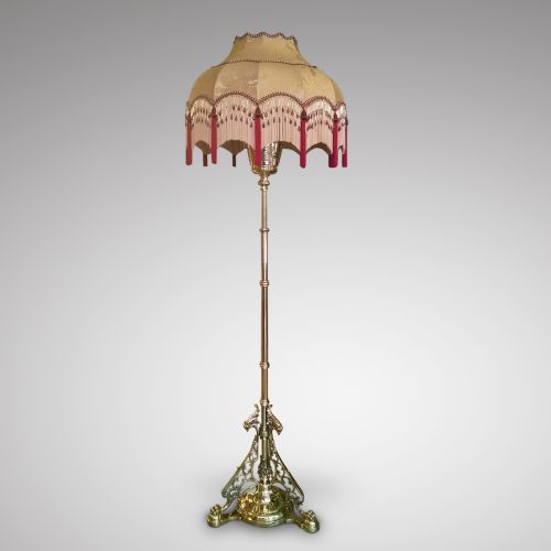 Victorian Brass Extending Oil Lamp