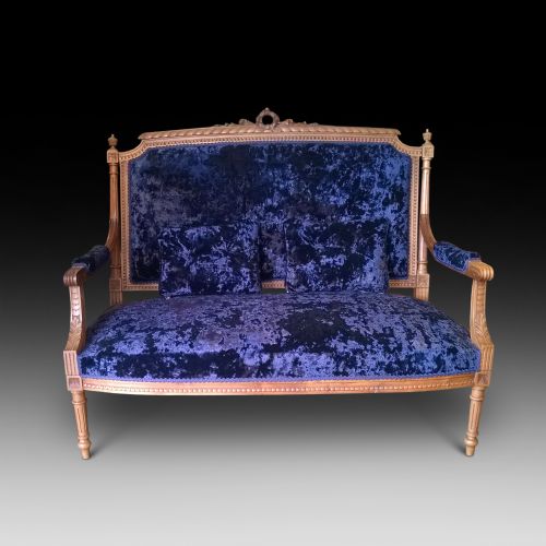 Early 20thc Continental Walnut Settee