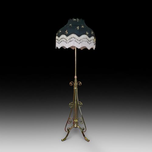 Early 20th Century Brass Extending Standard Lamp