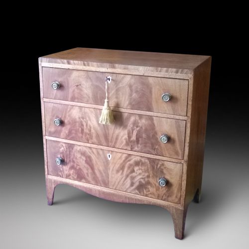 George III Mahogany Chest of Drawers