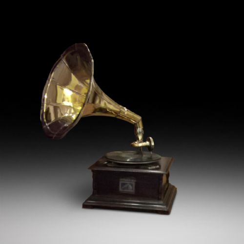 "His Master's Voice" Wind Up Gramophone