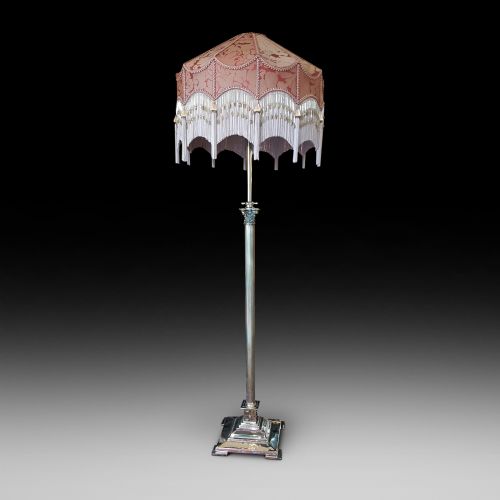 Victorian Brass Standard Extending Oil Lamp
