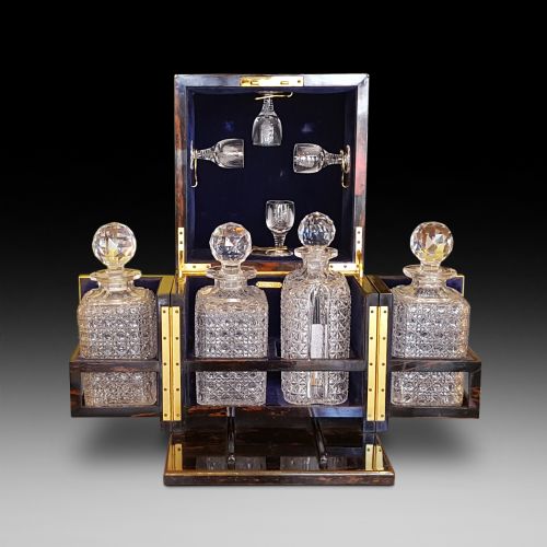 Early Victorian Coramandel Decanter Box