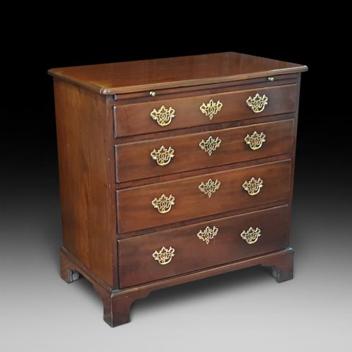 Mid 18thc Mahogany Bachelors Chest