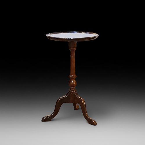 Edwardian Mahogany Lamp Table