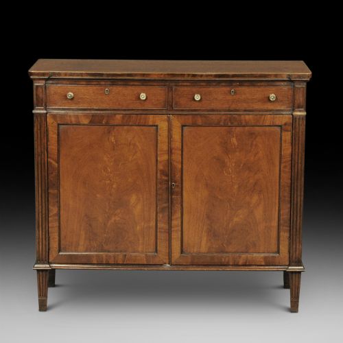 Early 20thc Mahogany Drinks Cabinet