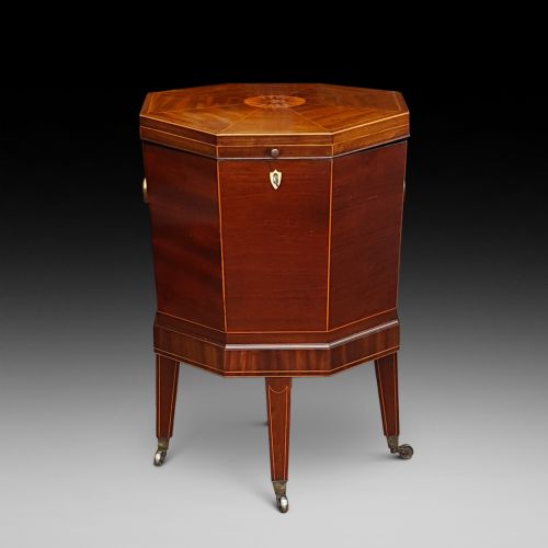 George III Mahogany Octagonal Cellarette