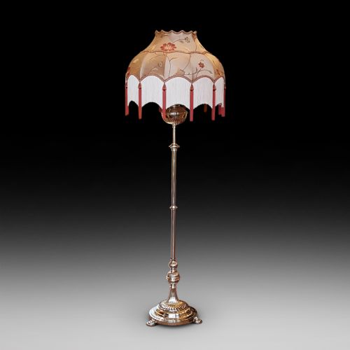 Victorian Brass Extendable Standard Oil Lamp