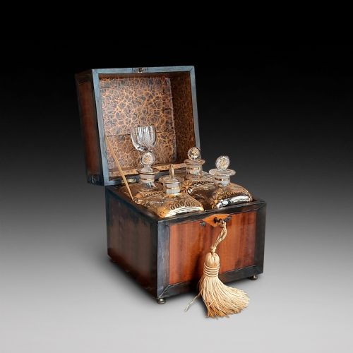 Late 18th Century Decanter Box
