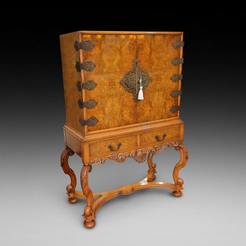 Burr Walnut Cocktail Drinks Cabinet
